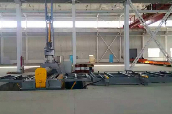 數(shù)控四輥卷板機的具體結(jié)構講解